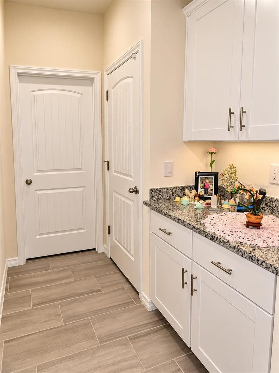 Single Family Residence at 8649 FLAGSHIP ALY, WINTER GARDEN, photo 14 of 18