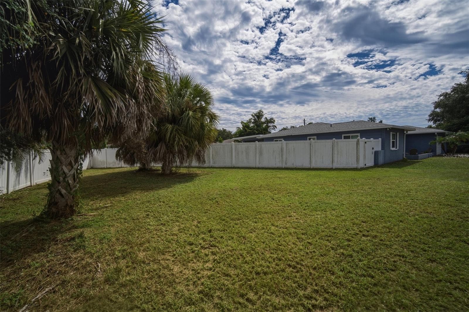 Single Family Residence at 5915 35TH AVE N, ST PETERSBURG, photo 47 of 87