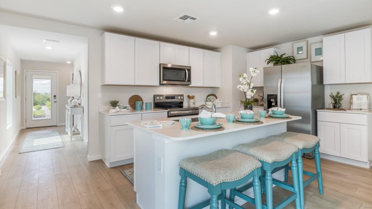Model Home - 17073 STILLWELL CT, PORT CHARLOTTE