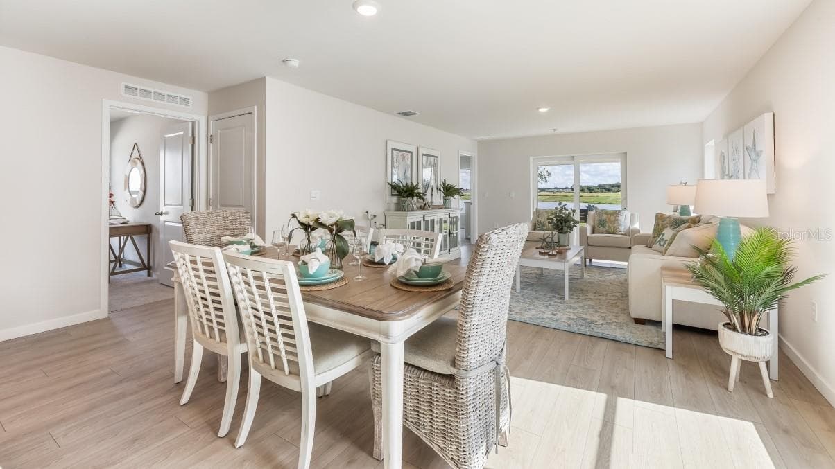 Model Home - 17073 STILLWELL CT, PORT CHARLOTTE