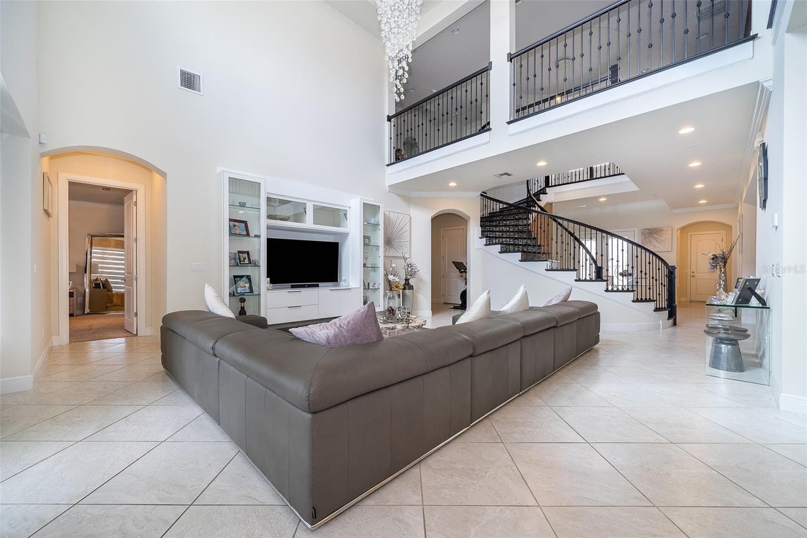 Single Family Residence at 10867 SAVONA WAY, ORLANDO, photo 12 of 37