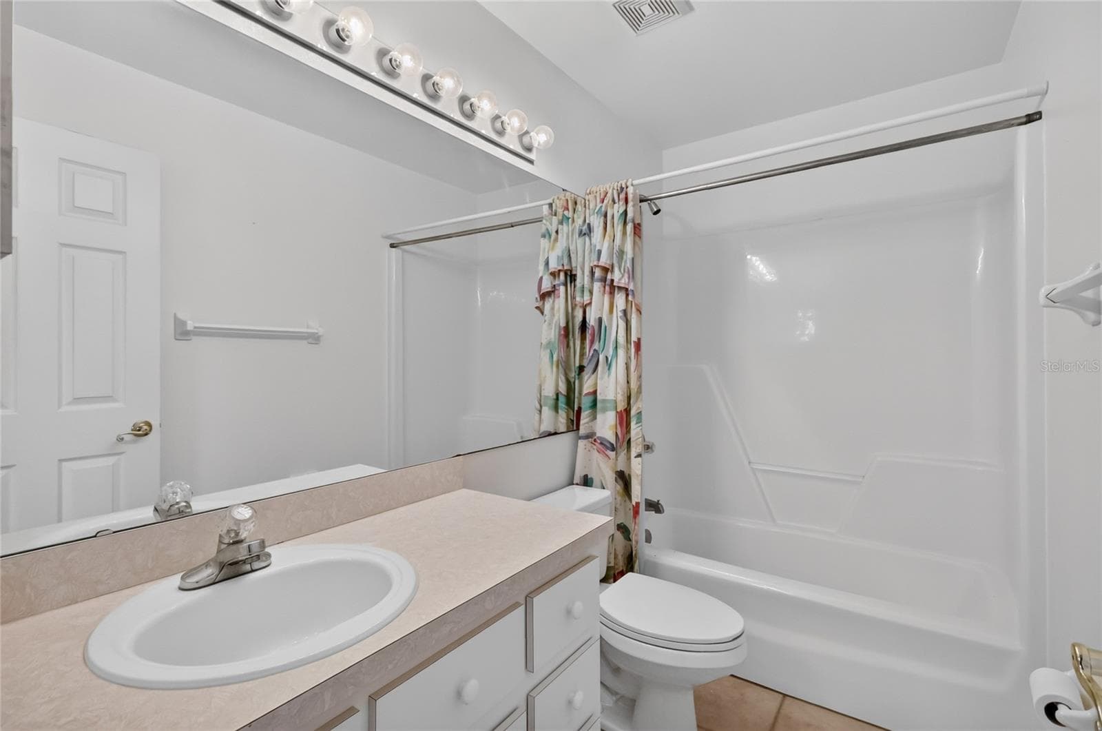 Townhouse at 2352 ISLE ROYALE CT SE, WINTER HAVEN, photo 32 of 48