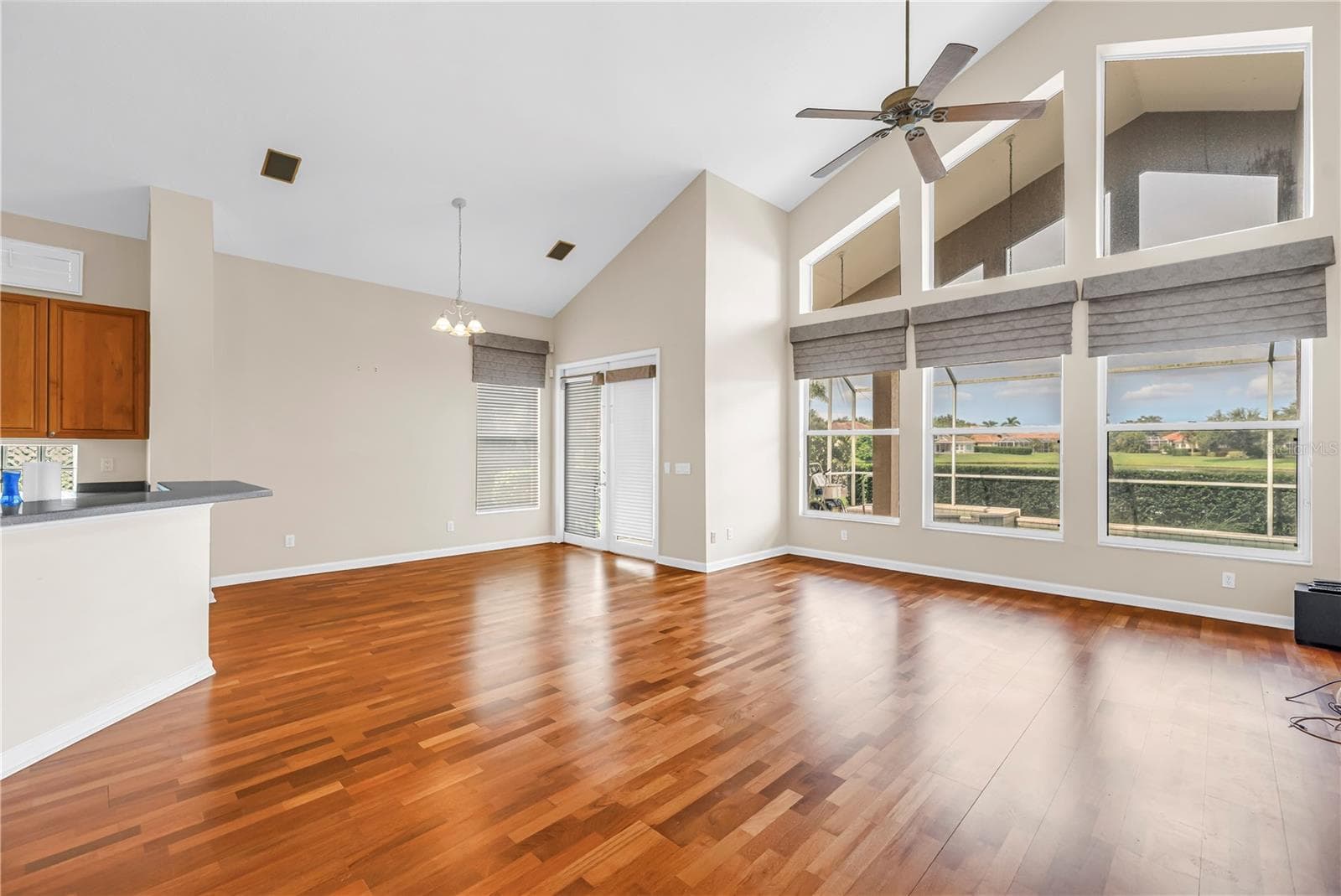Single Family Residence at 9724 SAGO POINT DR, SEMINOLE, photo 19 of 53