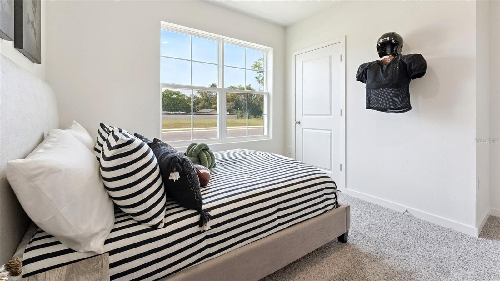 Single Family Residence at 11 HONEYBELL WAY, ORMOND BEACH, photo 17 of 18