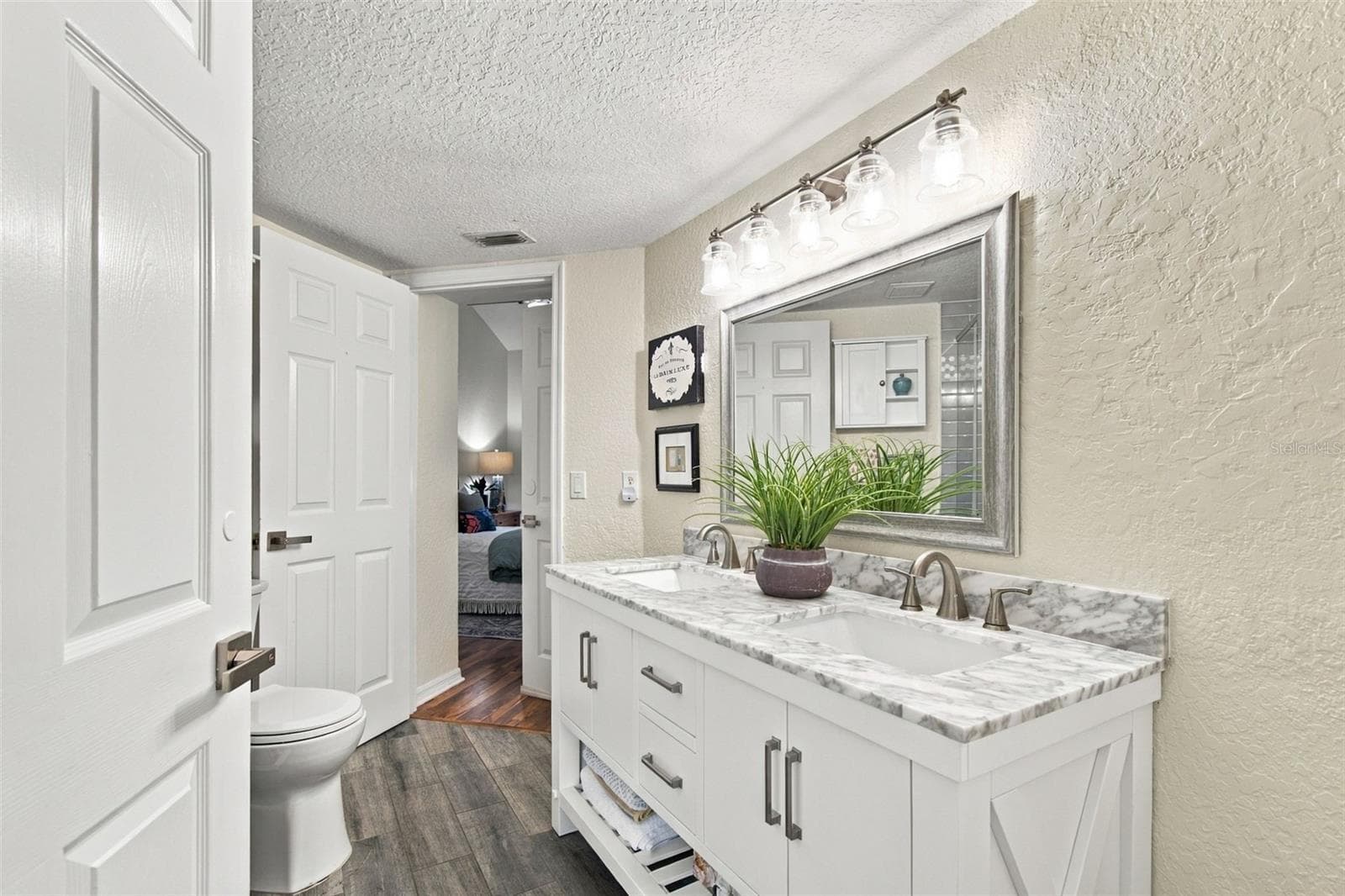 Townhouse at 2724 HAMBLE VILLAGE LN, PALM HARBOR, photo 18 of 56