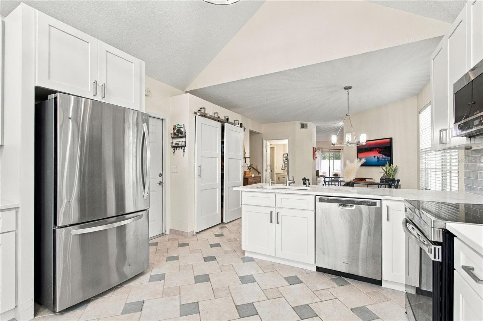 Townhouse at 2724 HAMBLE VILLAGE LN, PALM HARBOR, photo 23 of 56