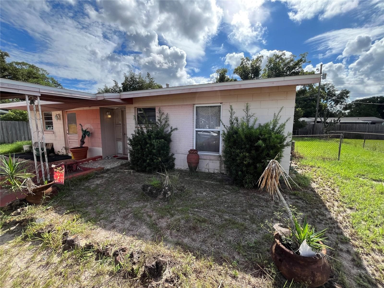 Single Family Residence at 141 N EDGEMON AVE, WINTER SPRINGS, photo 2 of 12