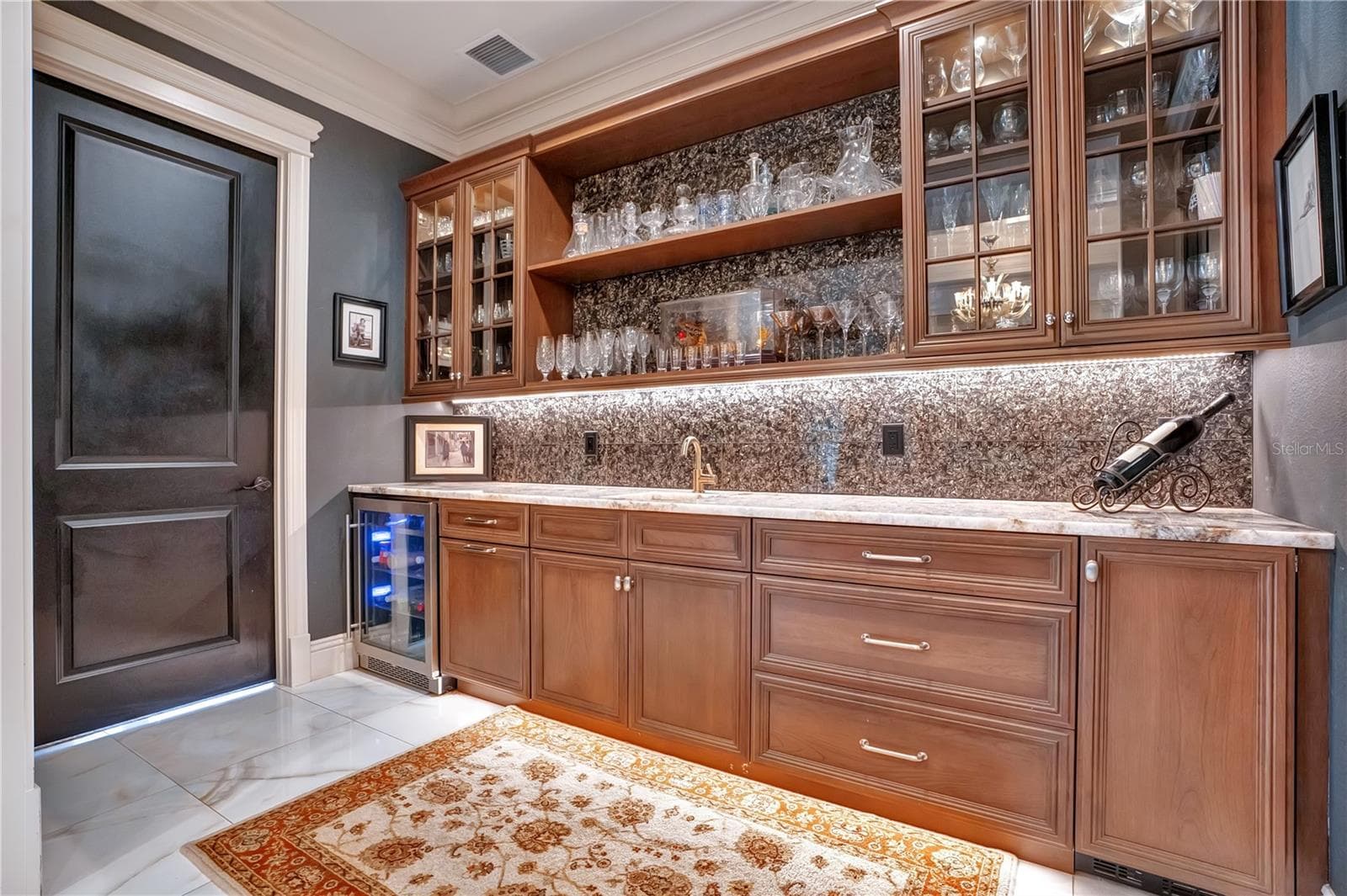 Single Family Residence at 8804 BAY HILL BLVD, ORLANDO, photo 9 of 100
