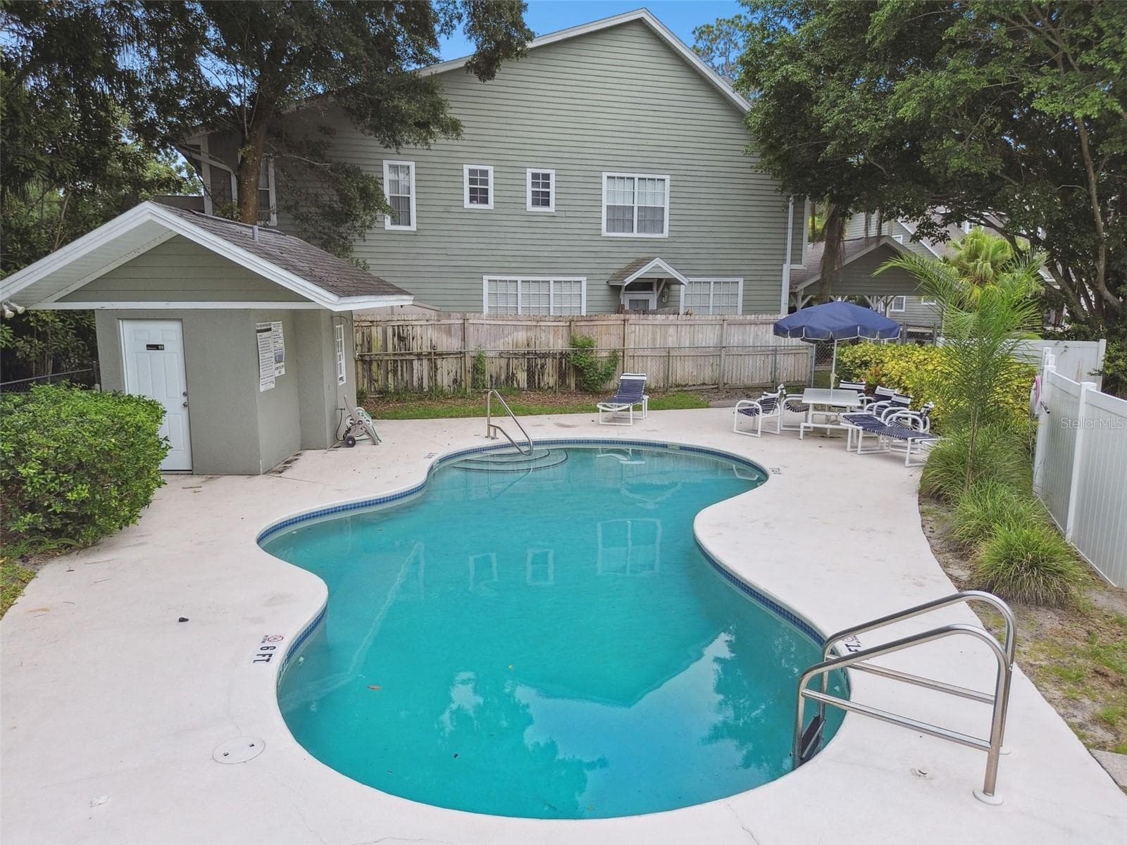 Townhouse at 2724 HAMBLE VILLAGE LN, PALM HARBOR, photo 52 of 56