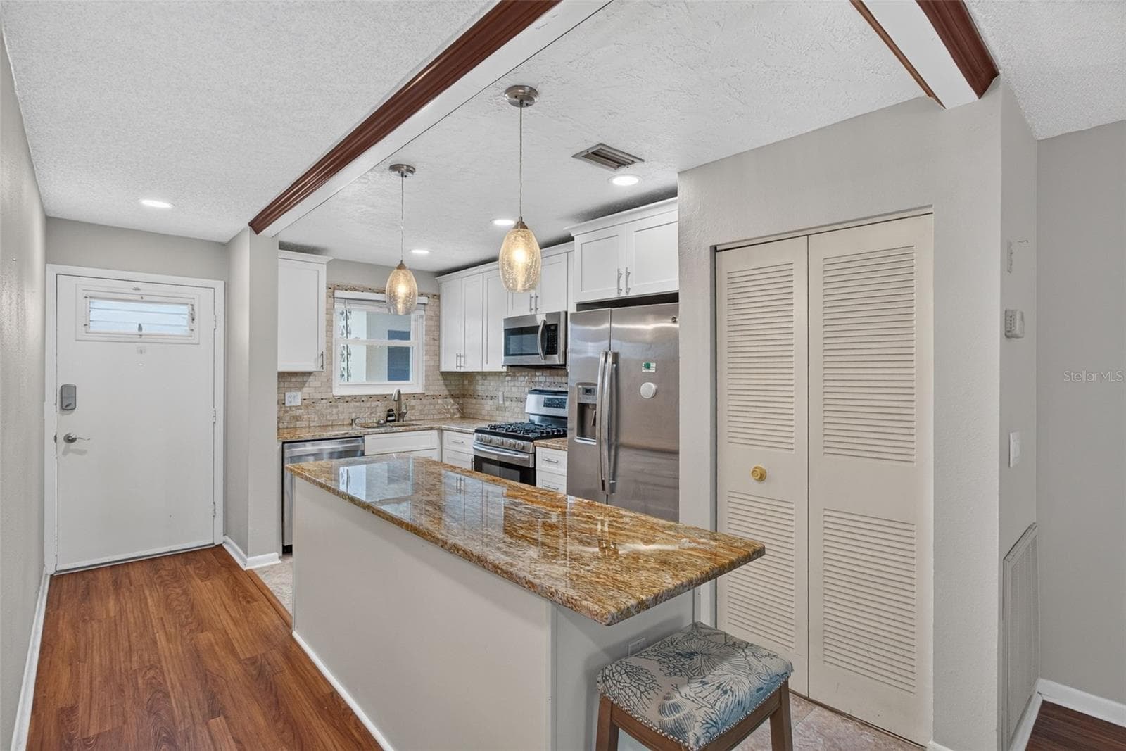 Condominium at 5750 80TH ST N #D307, ST PETERSBURG, photo 5 of 26
