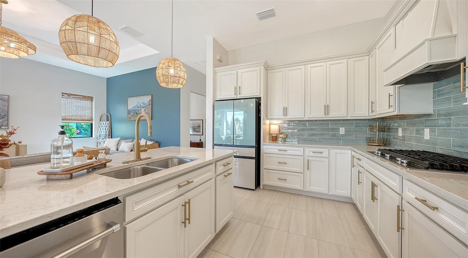 Single Family Residence at 14544 EAGLE BRANCH DR, NOKOMIS, photo 15 of 80