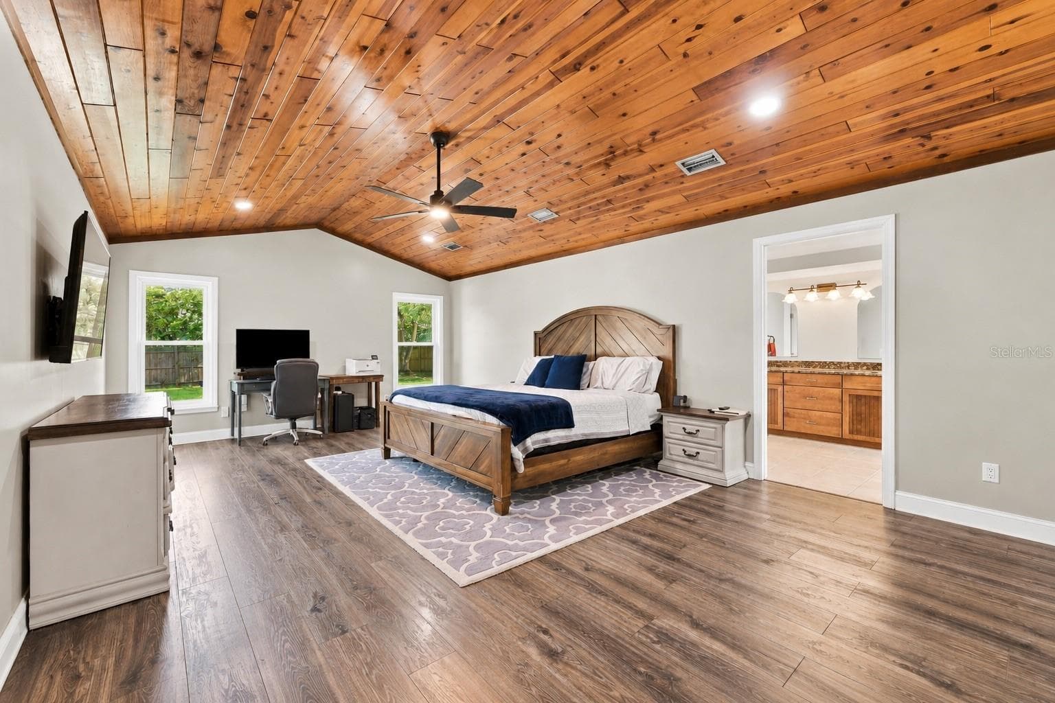 Single Family Residence at 992 SLEEPING ROCK CT, WINTER SPRINGS, photo 15 of 45