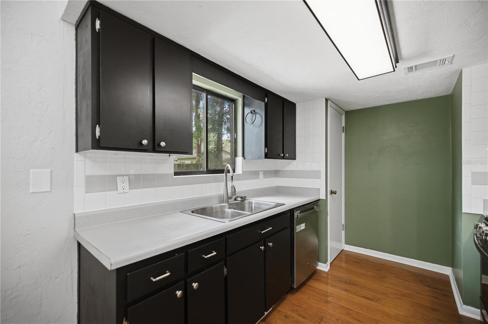 Kitchen - 4319 NW 29TH TER, GAINESVILLE