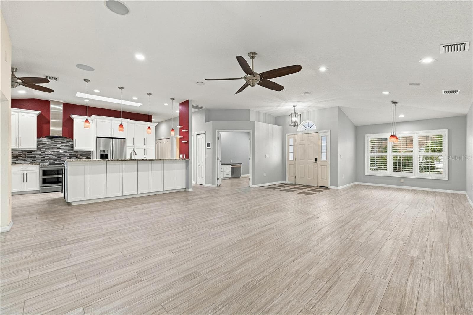 Single Family Residence at 155 LAKE SHORE DR E, PALM HARBOR, photo 6 of 25