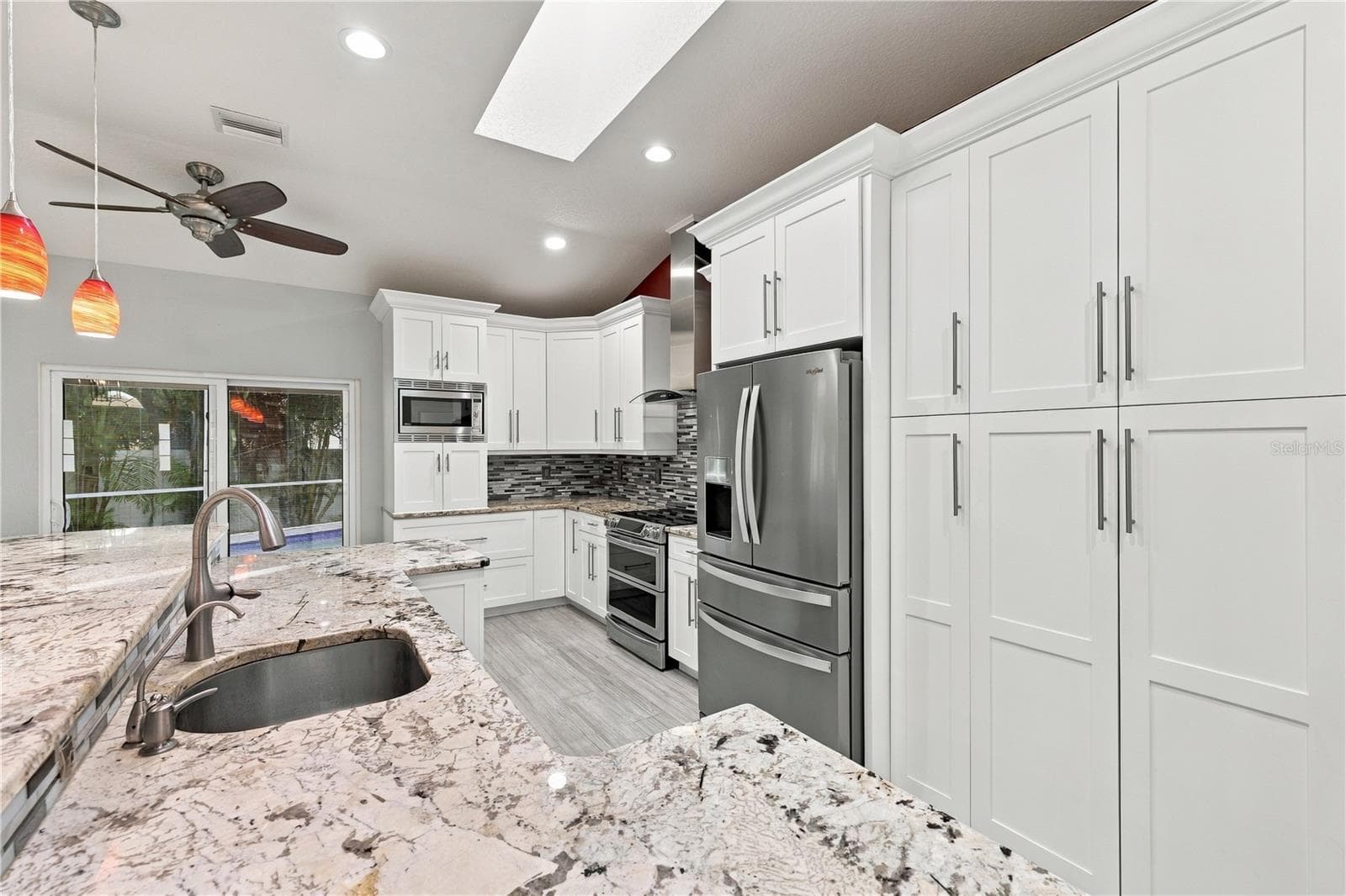 Single Family Residence at 155 LAKE SHORE DR E, PALM HARBOR, photo 9 of 25