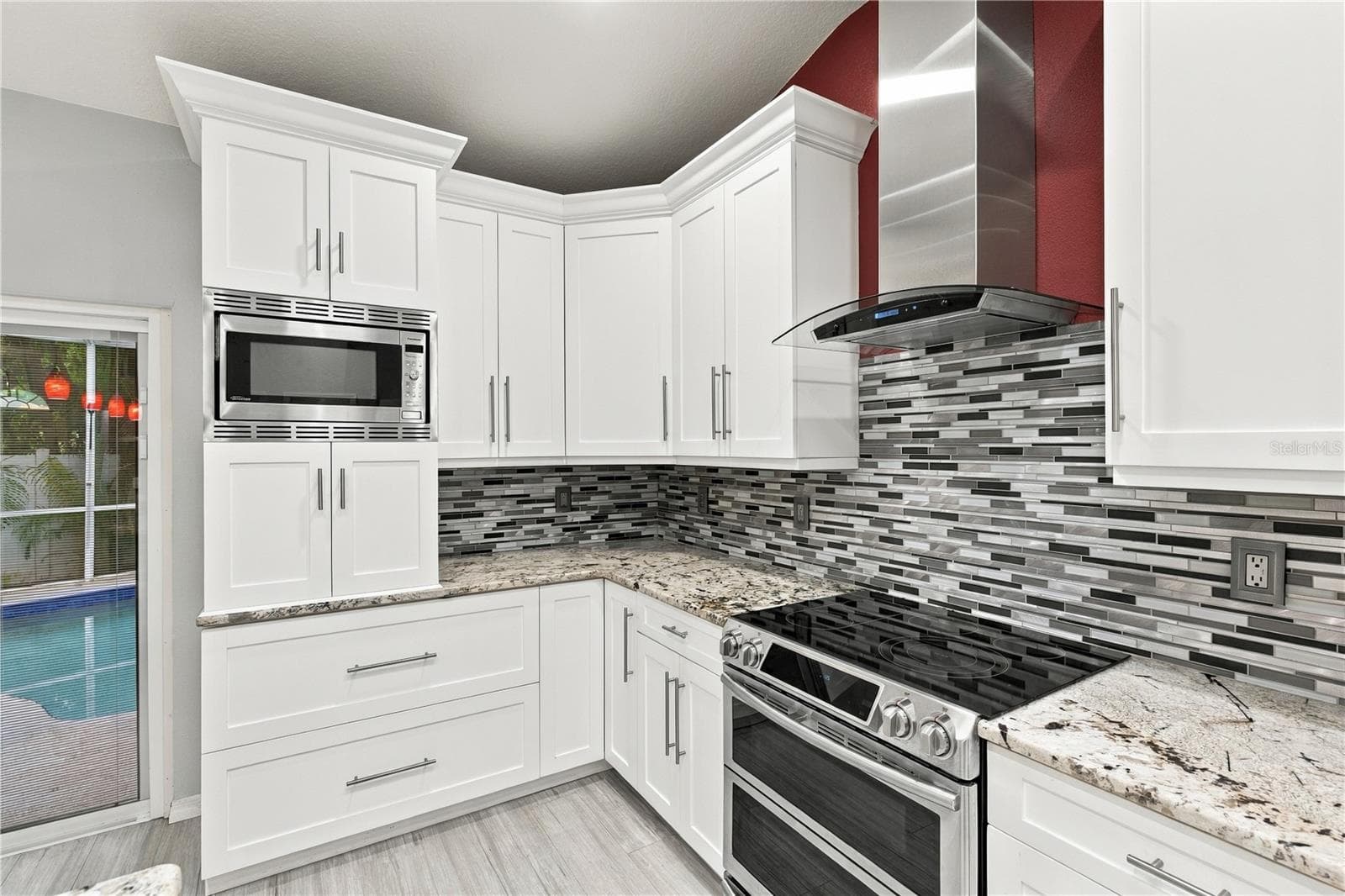 Single Family Residence at 155 LAKE SHORE DR E, PALM HARBOR, photo 11 of 25