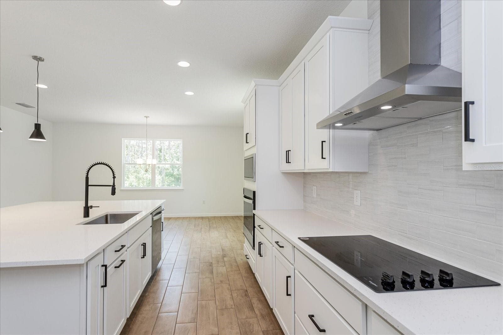 Single Family Residence at 17332 WILD DAISY DR, WINTER GARDEN, photo 6 of 19