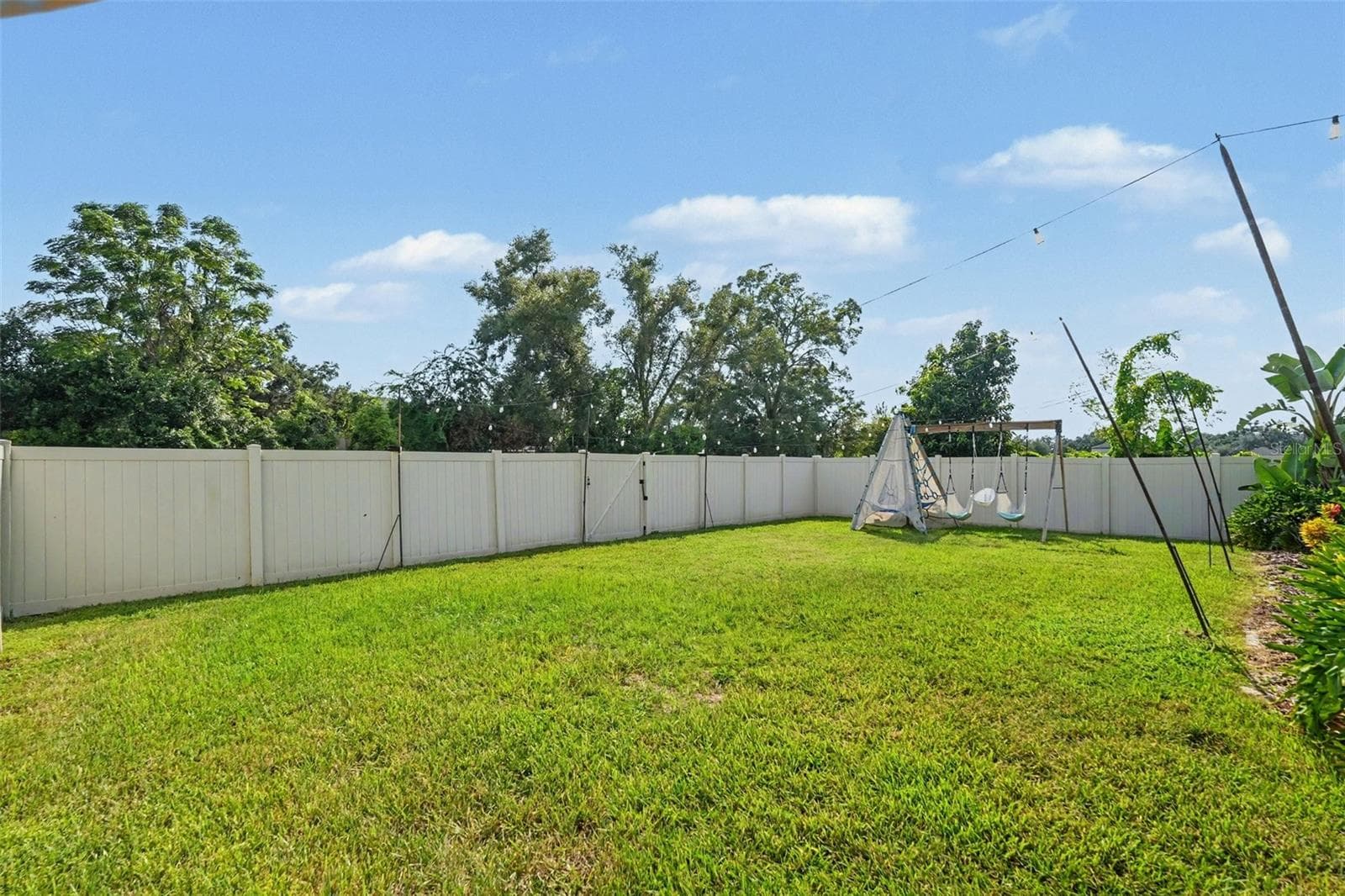 Single Family Residence at 112 ELINA SKY DR, SEFFNER, photo 34 of 41