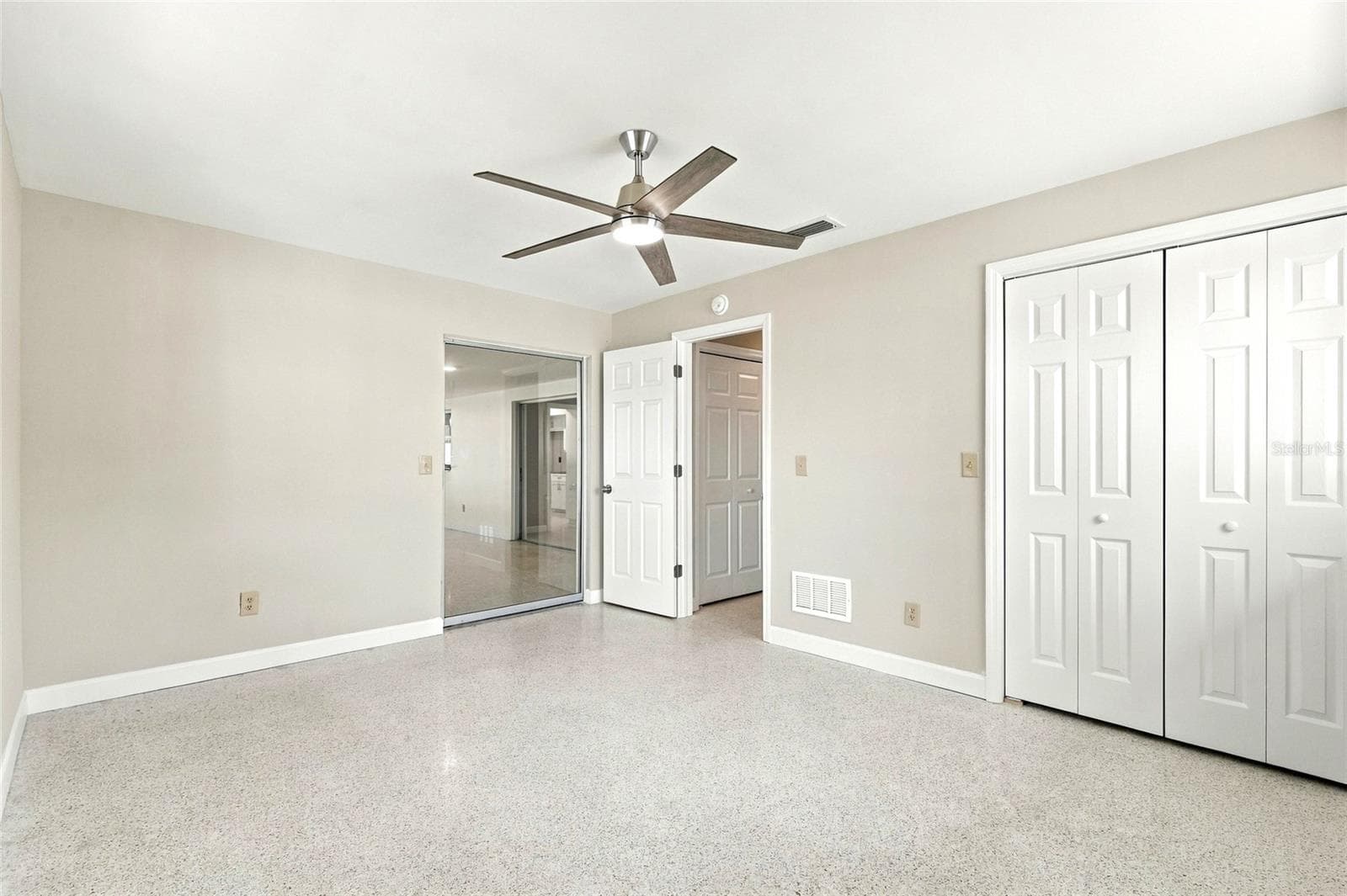 Bedroom 3 - slider to sunroom - 725 S BAYSHORE BLVD, SAFETY HARBOR