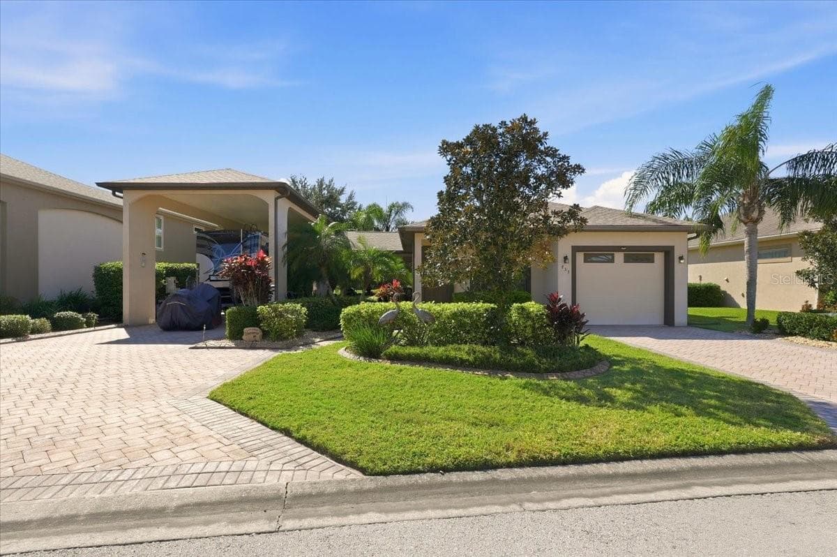 733 MEANDERING WAY
