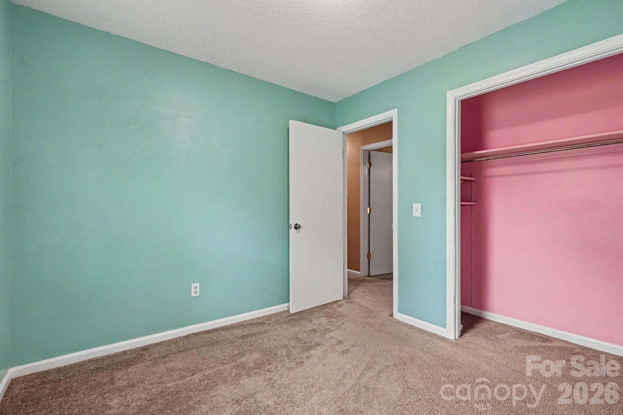 Single Family Residence at 213 Cobblestone Lane NW, Concord, photo 15 of 30