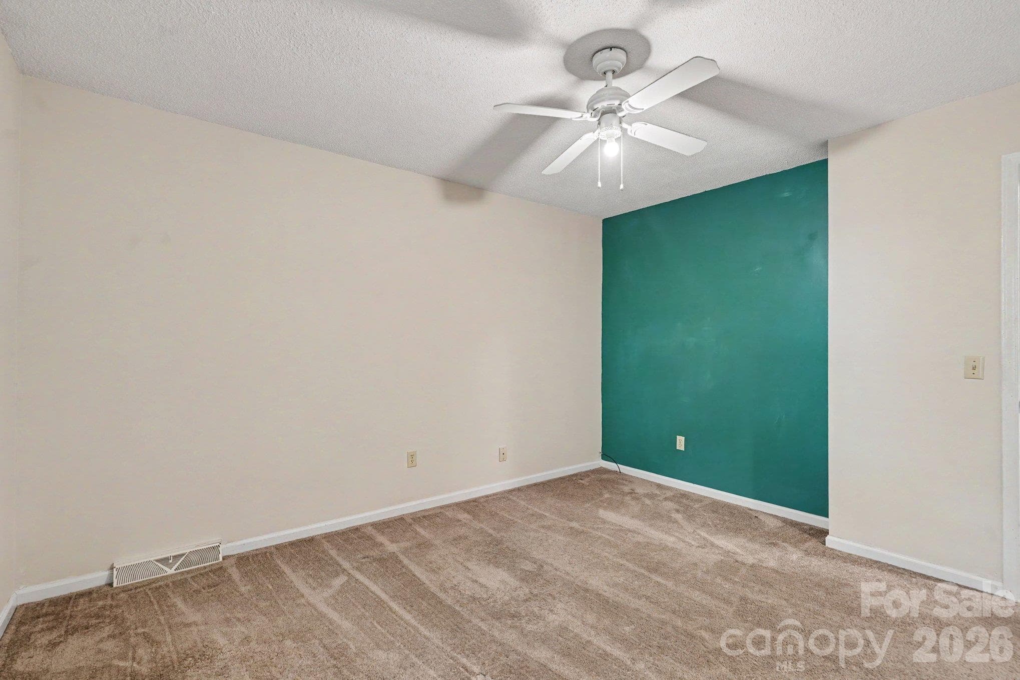 Single Family Residence at 213 Cobblestone Lane NW, Concord, photo 24 of 30