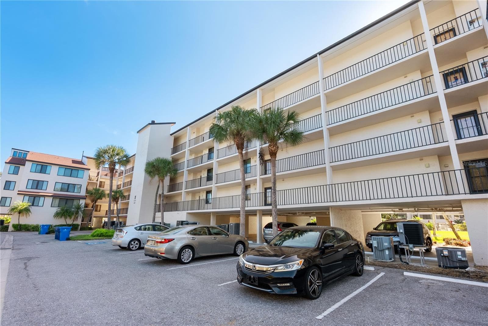 Condominium at 6285 MIDNIGHT PASS RD #406, SARASOTA, photo 5 of 78