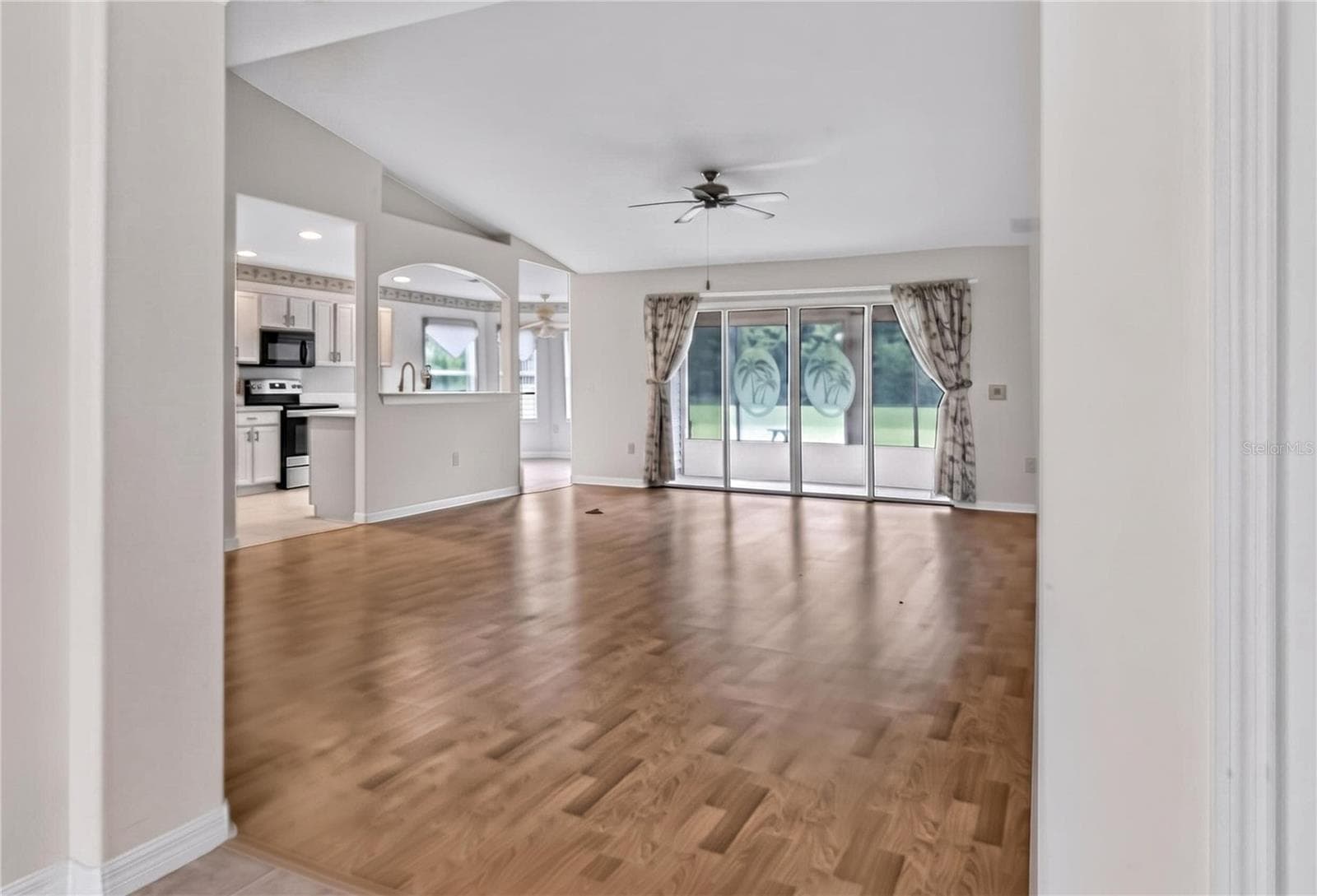 Single Family Residence at 1145 EAGLES LNDG, LEESBURG, photo 10 of 43