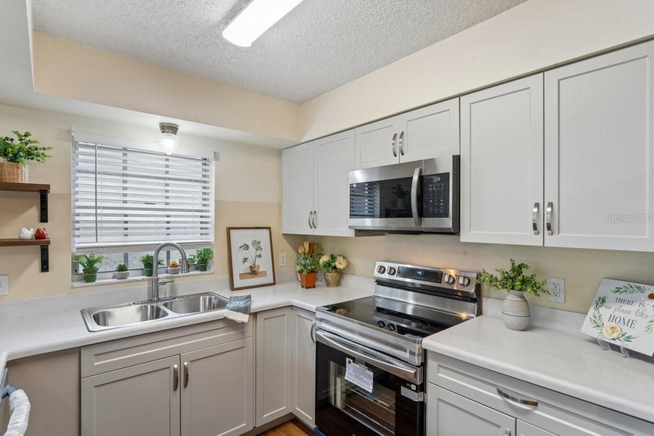 Condominium at 6709 DEVONSHIRE LN #10A, NEW PORT RICHEY, photo 14 of 62