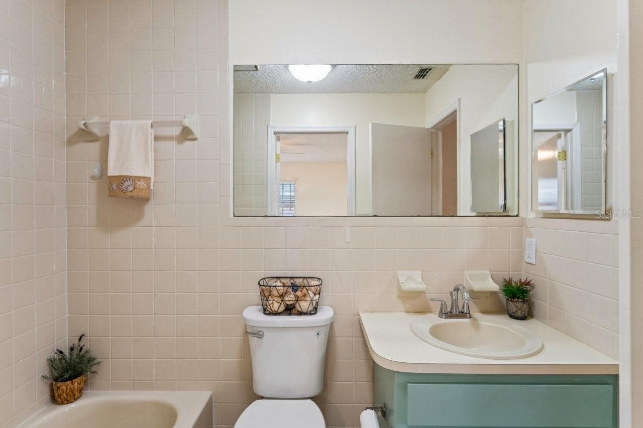 Condominium at 6709 DEVONSHIRE LN #10A, NEW PORT RICHEY, photo 22 of 56