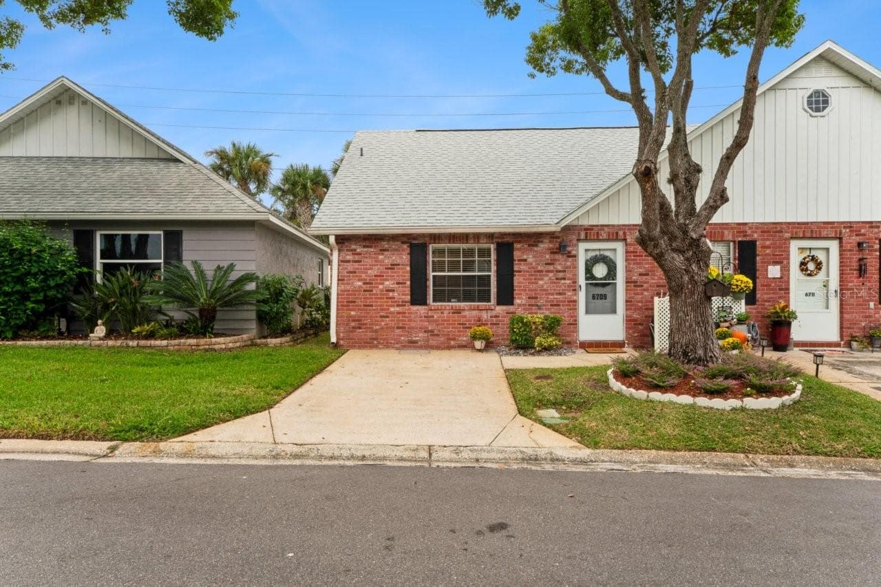 Condominium at 6709 DEVONSHIRE LN #10A, NEW PORT RICHEY, photo 30 of 62