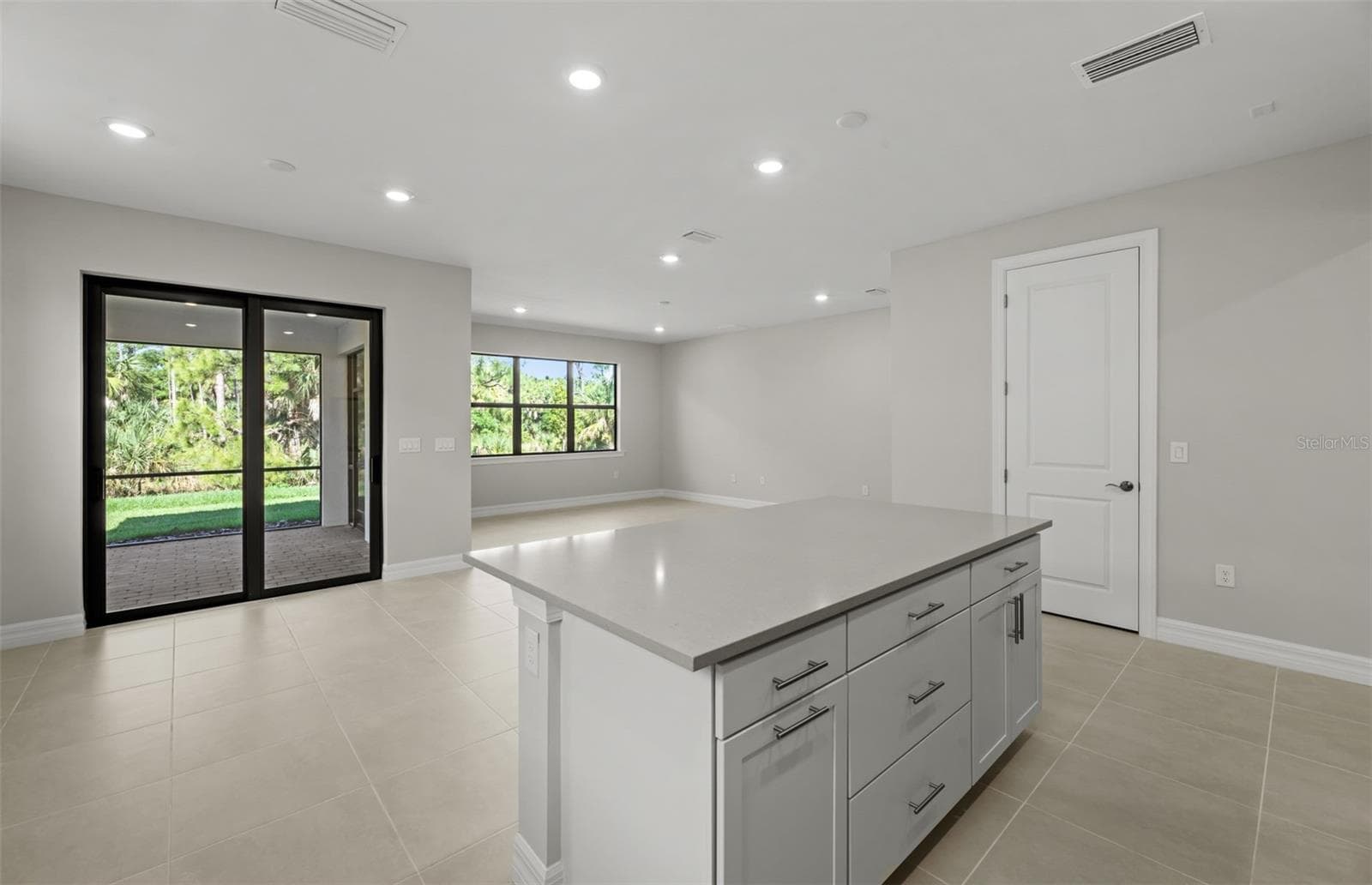Highgate floorplan, not of actual home. - 2633 GABEL OAK DR, NORTH PORT