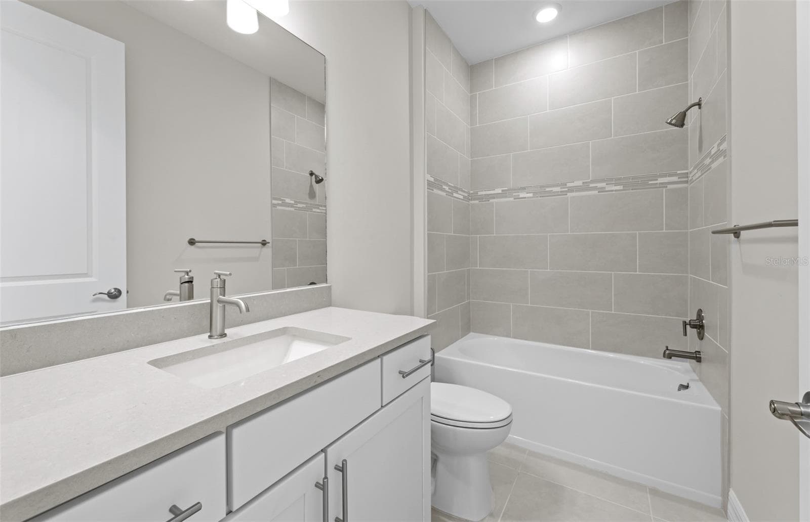 Highgate floorplan, not of actual home. - 2633 GABEL OAK DR, NORTH PORT