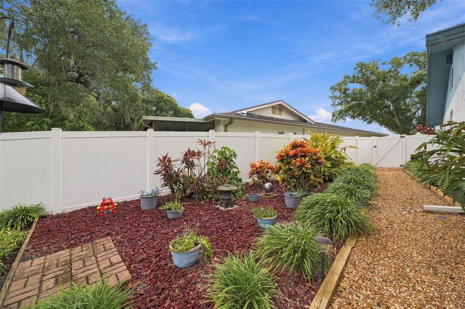 Single Family Residence at 6841 CIRCLECREEK DR, PINELLAS PARK, photo 19 of 24