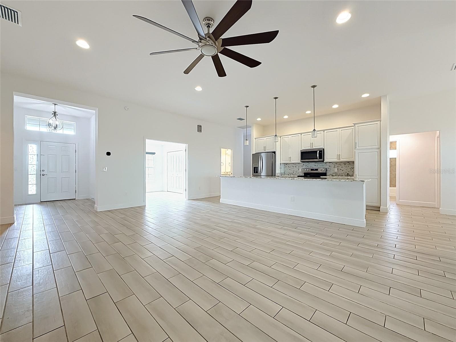 Single Family Residence at 10371 ADDISON SHORE WAY, OXFORD, photo 10 of 61
