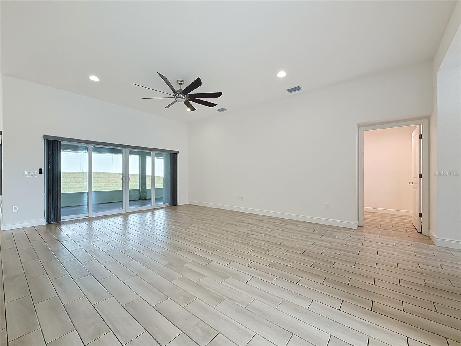 Single Family Residence at 10371 ADDISON SHORE WAY, OXFORD, photo 11 of 61