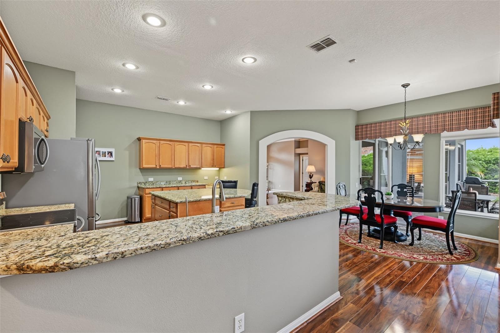 Single Family Residence at 1028 HAGEN DR, NEW PORT RICHEY, photo 12 of 46