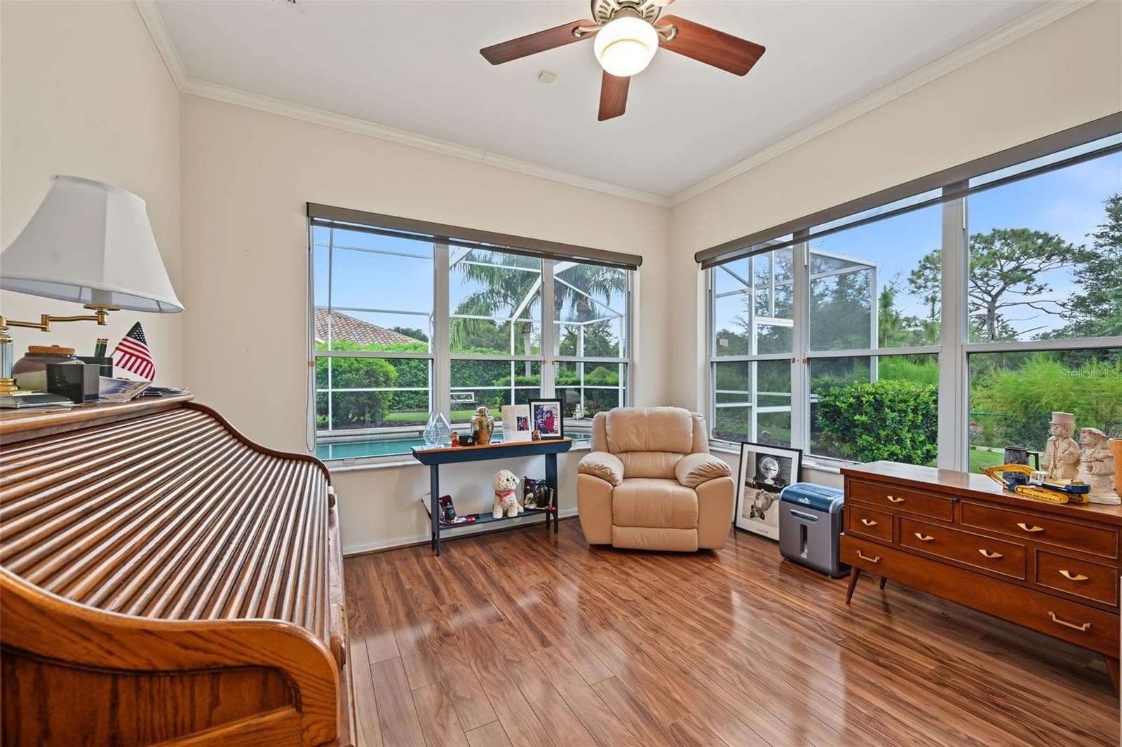 Large office/den/2nd family room at rear of home - 1028 HAGEN DR, NEW PORT RICHEY