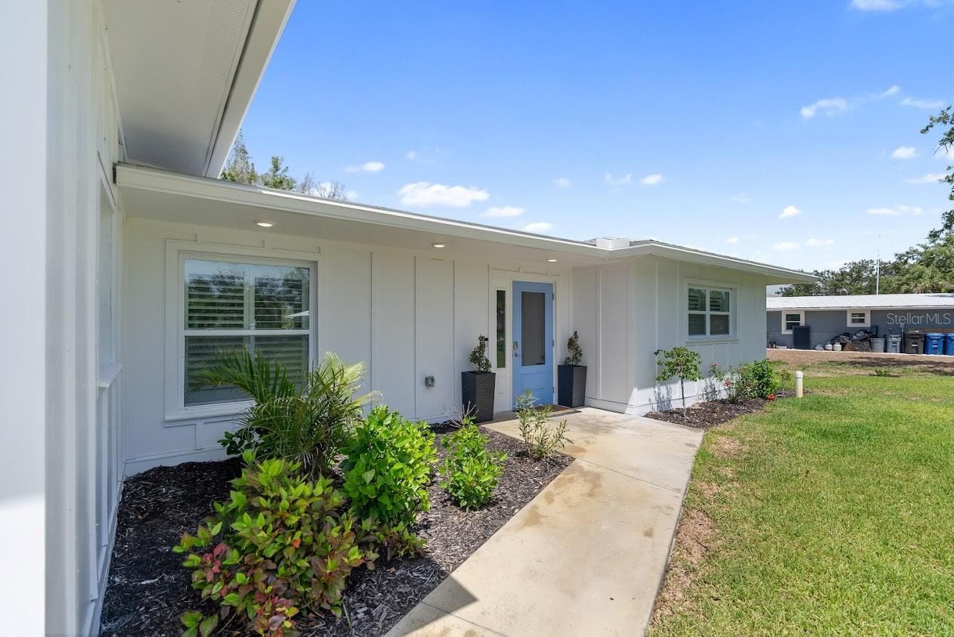 Single Family Residence at 400 DONA DR, NOKOMIS, photo 42 of 55