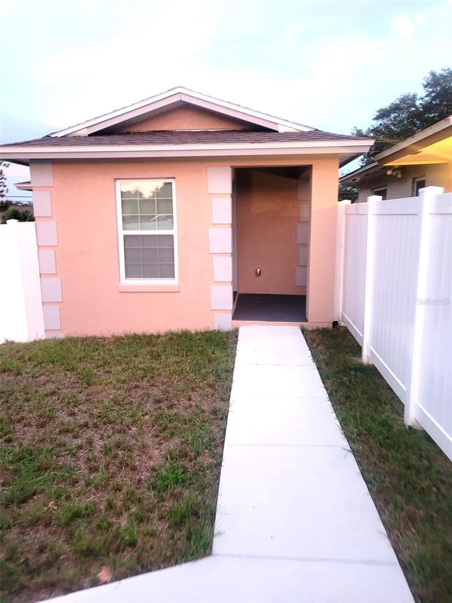 Single Family Residence at 7204 PLANTAIN DR, ORLANDO