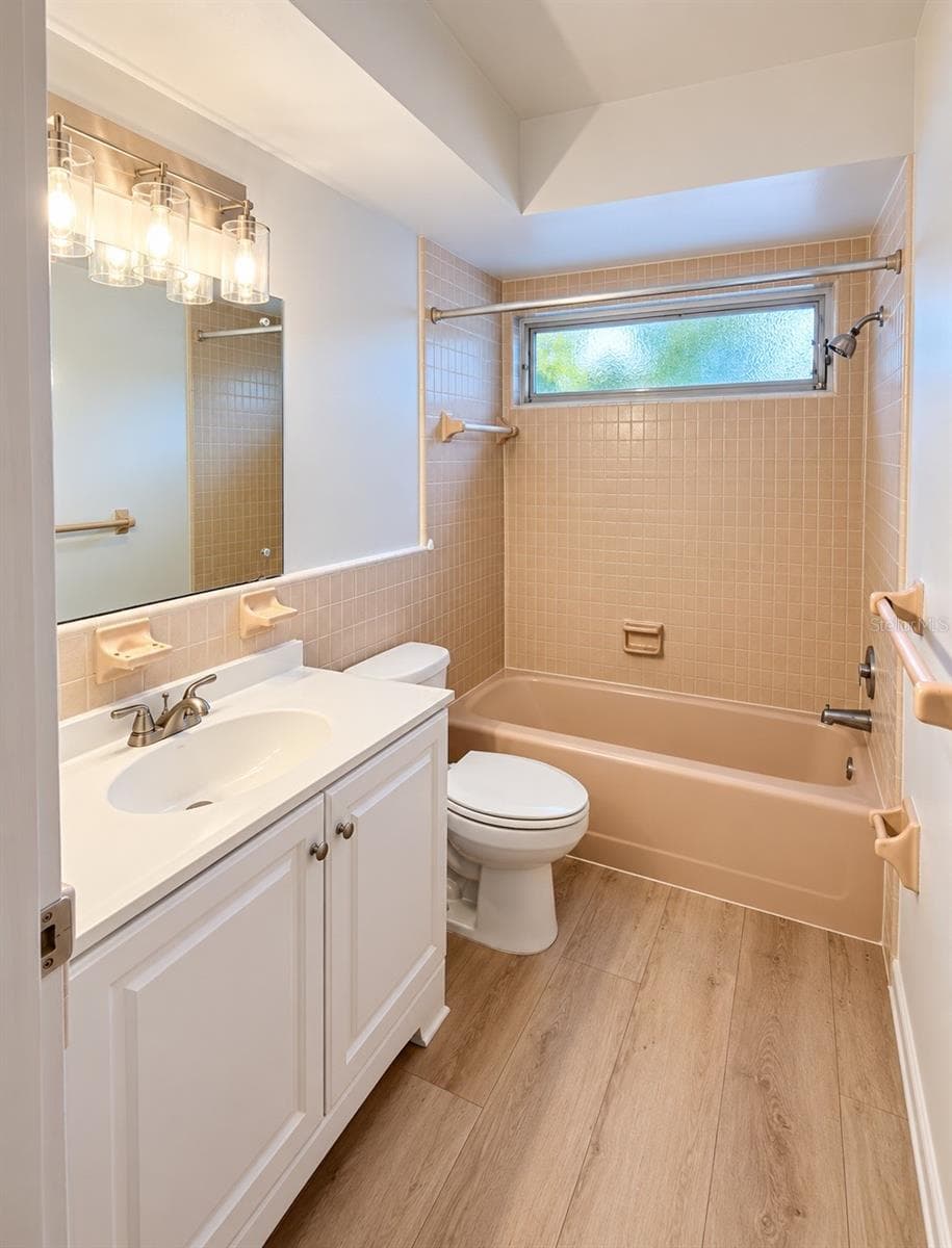 Single Family Residence at 13822 BREWSTER DR, LARGO, photo 7 of 11