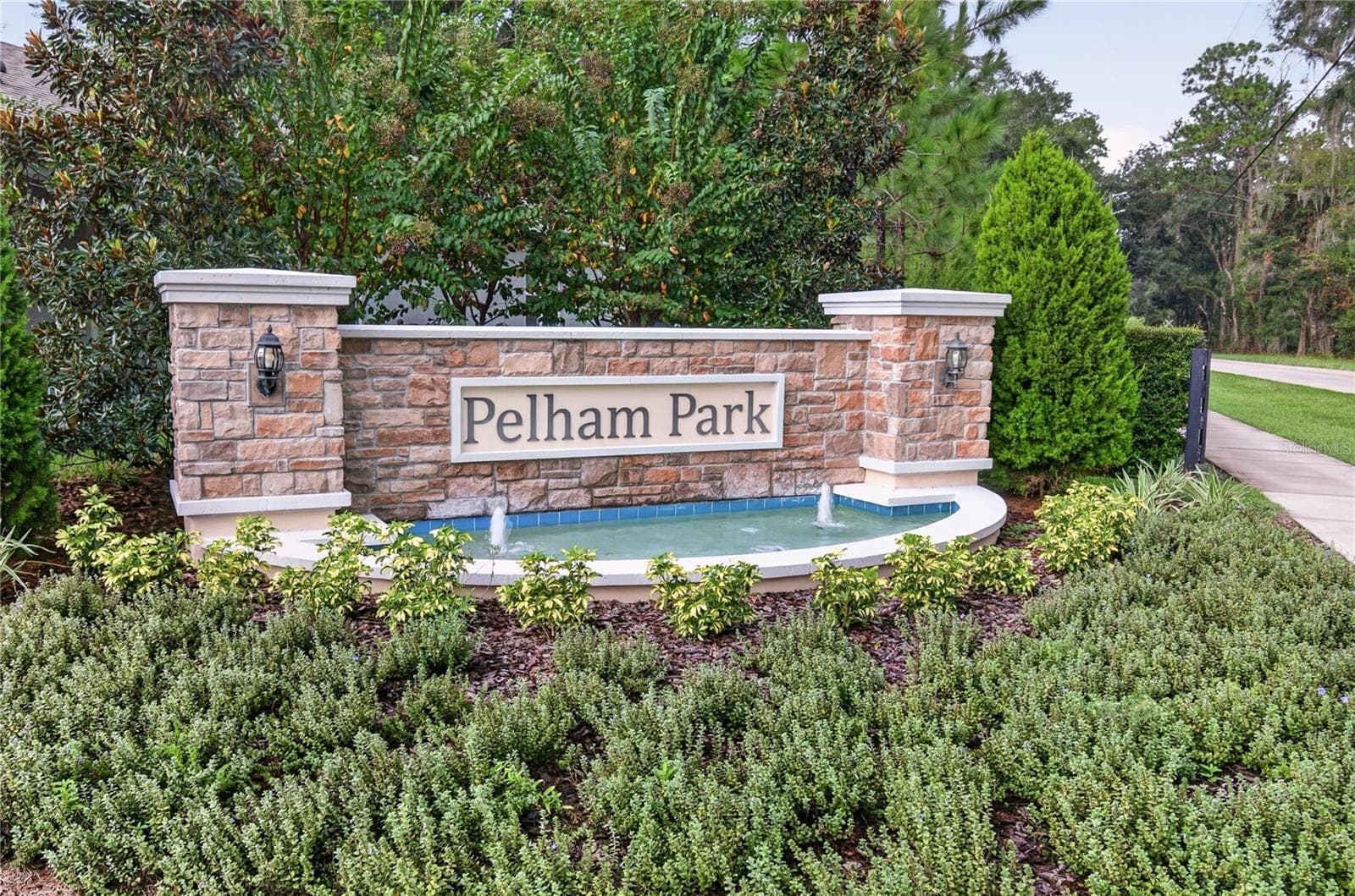 Single Family Residence at 488 PELHAM PARK DR, DELAND, photo 2 of 40