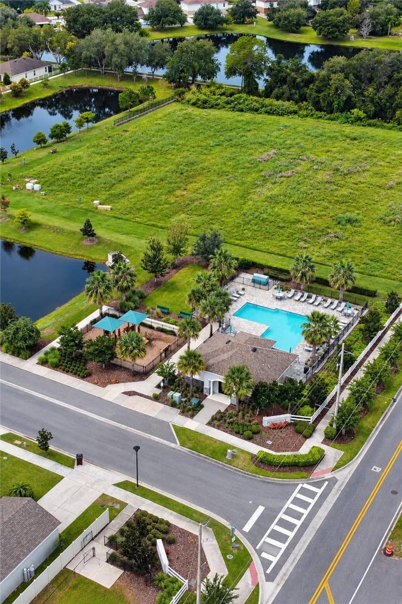 Community Pool - 5015 RIVERSIDE WAY, ST CLOUD