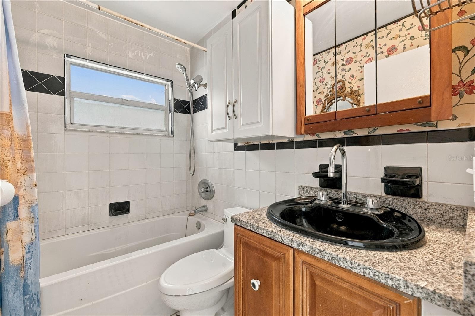 Single Family Residence at 818 90TH AVE N, ST PETERSBURG, photo 14 of 23
