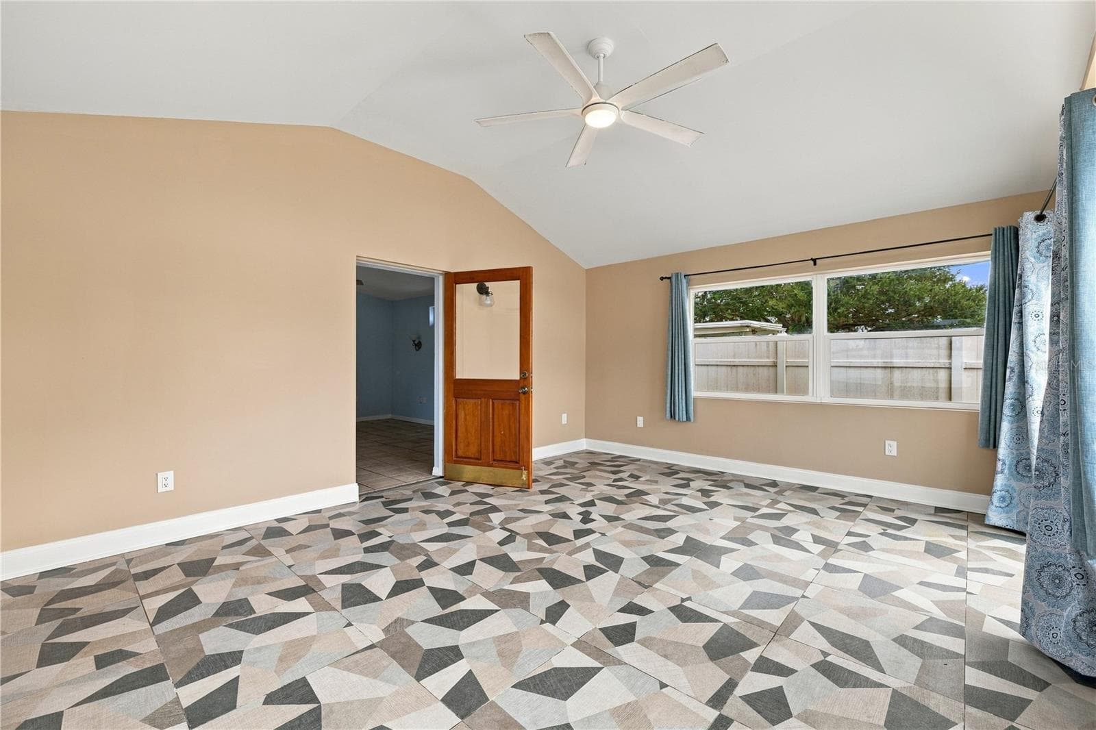 Single Family Residence at 818 90TH AVE N, ST PETERSBURG, photo 19 of 23