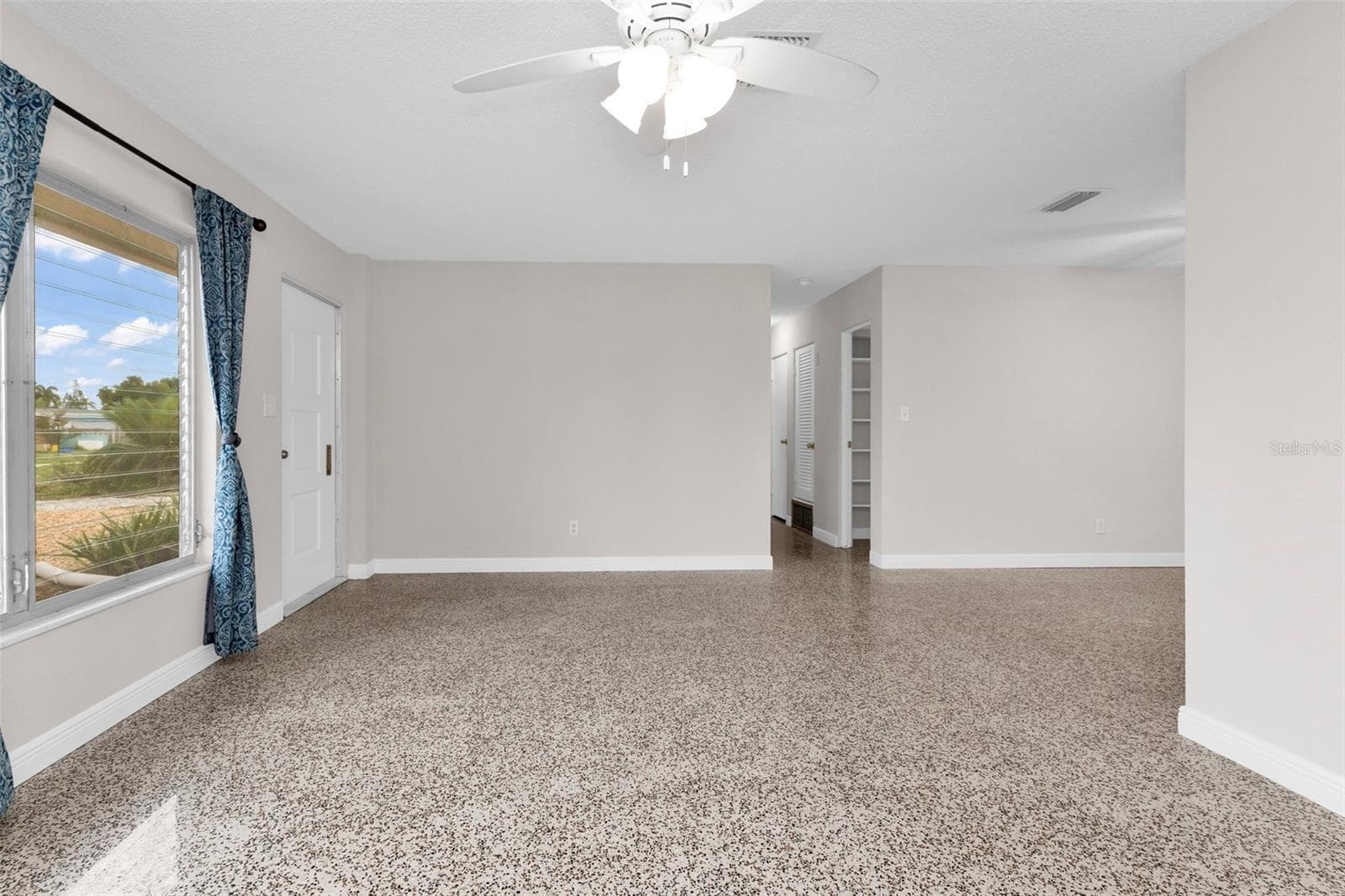 Single Family Residence at 6235 COLUMBIA DR, BRADENTON, photo 17 of 47