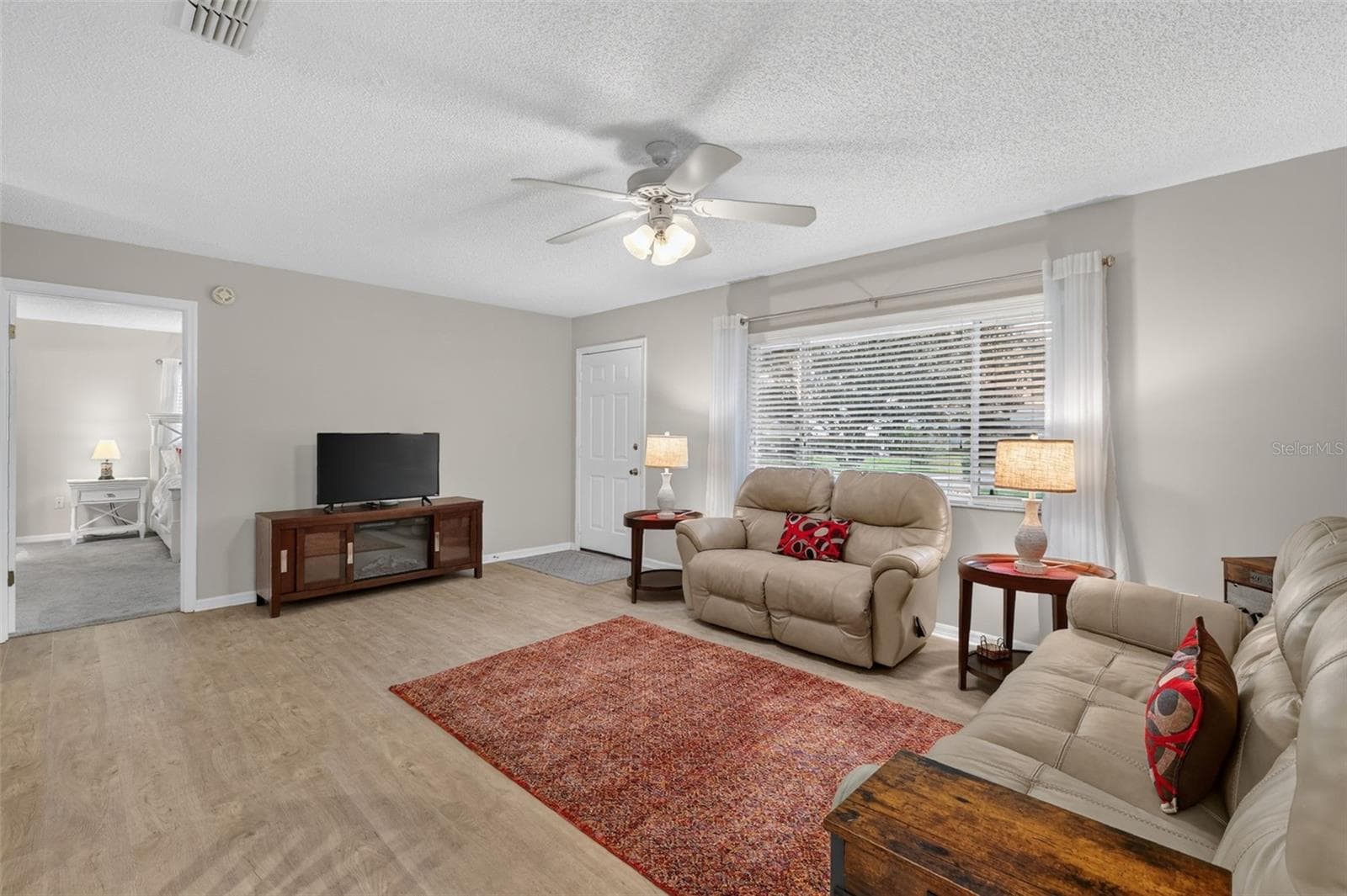 Single Family Residence at 10255 SE 178TH PL, SUMMERFIELD, photo 4 of 25
