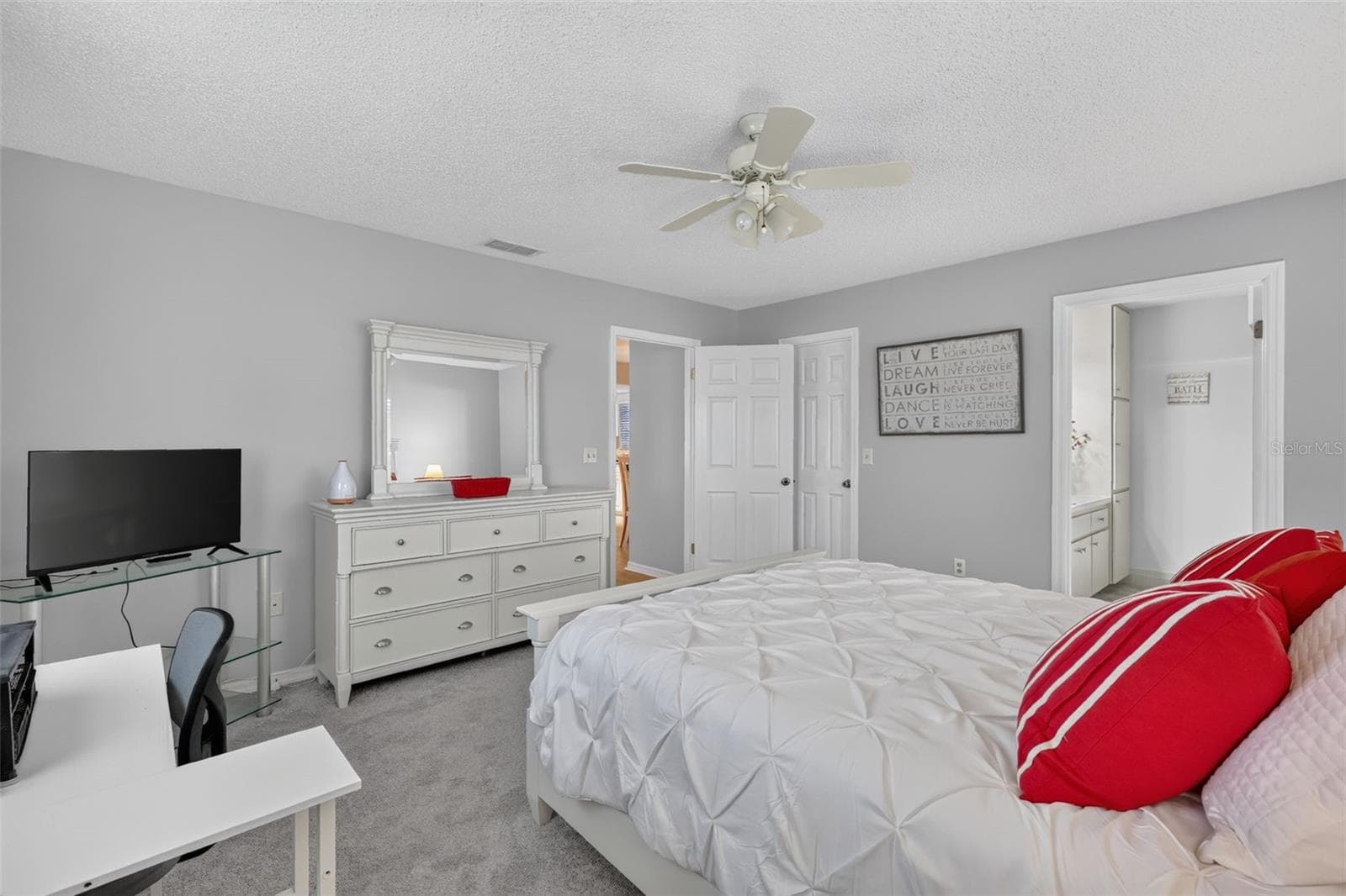 Single Family Residence at 10255 SE 178TH PL, SUMMERFIELD, photo 14 of 25