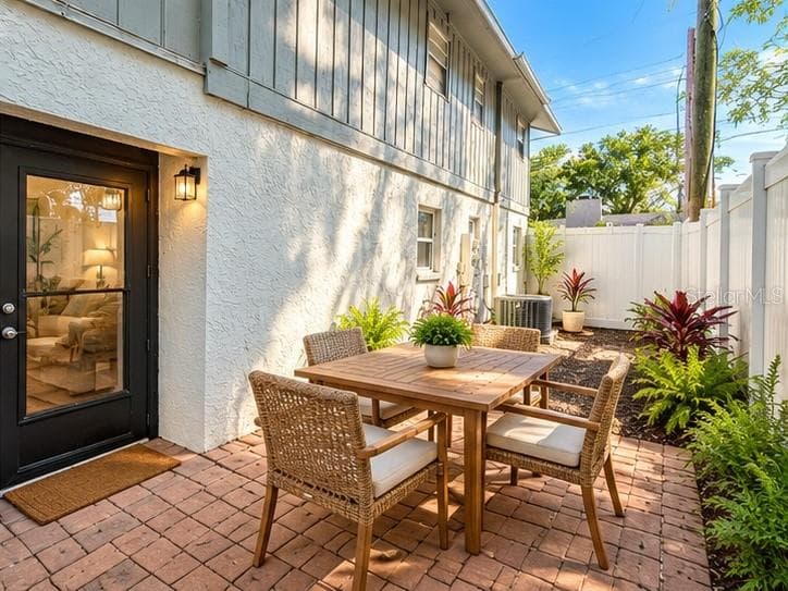 Condominium at 1960 UNION ST #41, CLEARWATER, photo 23 of 28