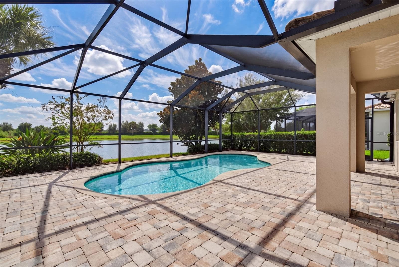Single Family Residence at 12326 BLUE HILL TRL, BRADENTON, photo 3 of 82